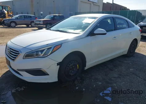 2016 Hyundai Sonata Se z USA, uszkodzony, nr VIN 5NPE24AF3GH300297